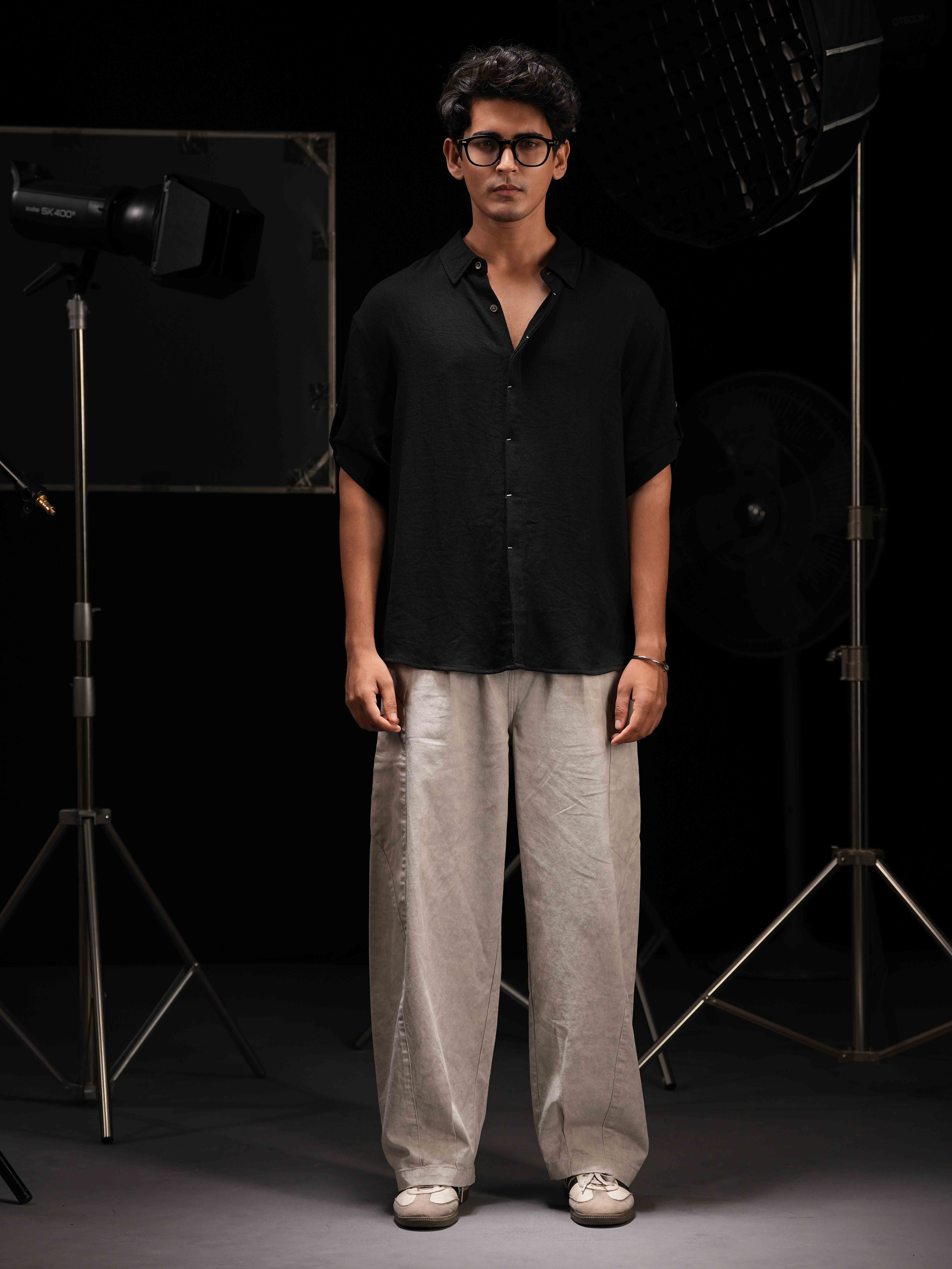 Contemporery Half-sleeve shirt - Black - view 1