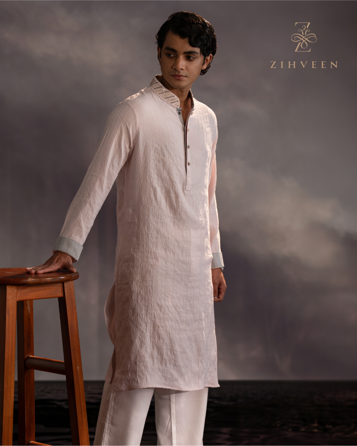 Soft elegant pink in self stripe with collar & button Zardoji - view 3